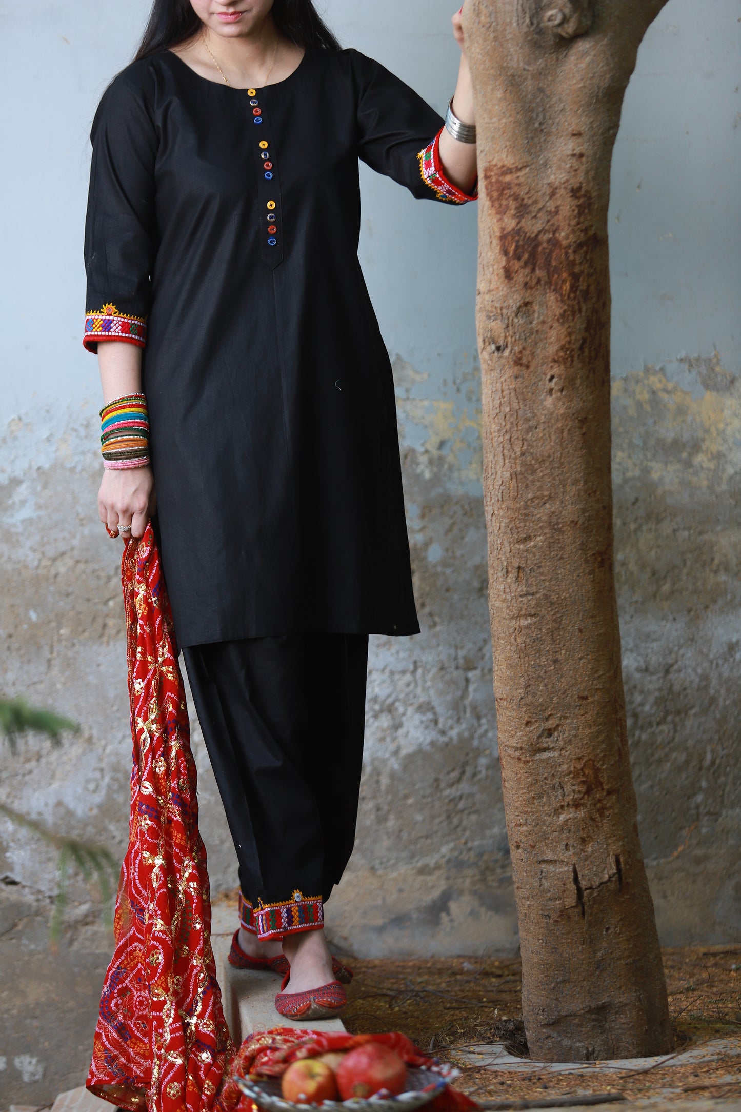 Midnight Bloom - Black Hurmuch Embroidered 2-Piece Set