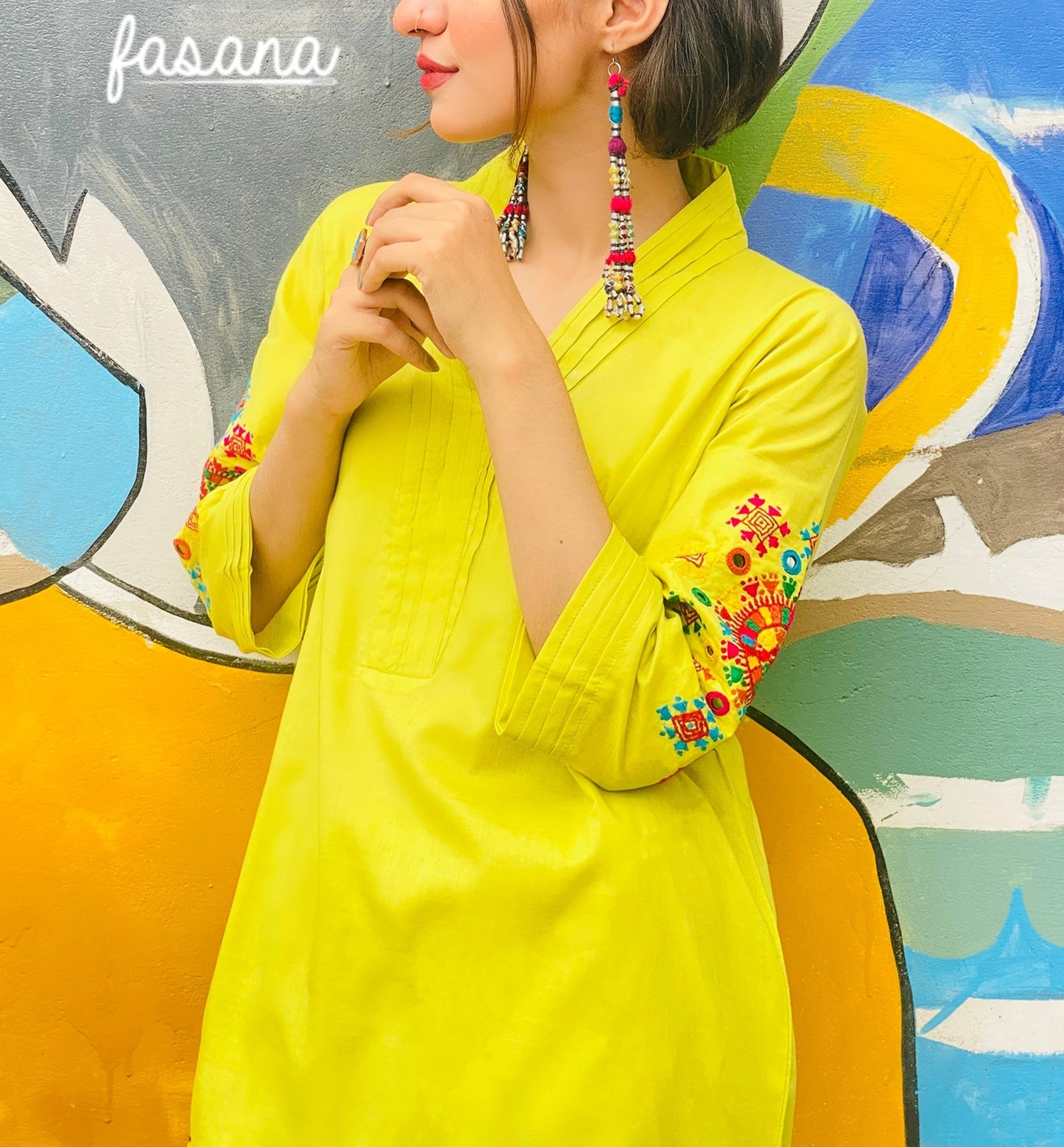 A vibrant firefly - Lime Hand-Embroidered 2-Piece Set