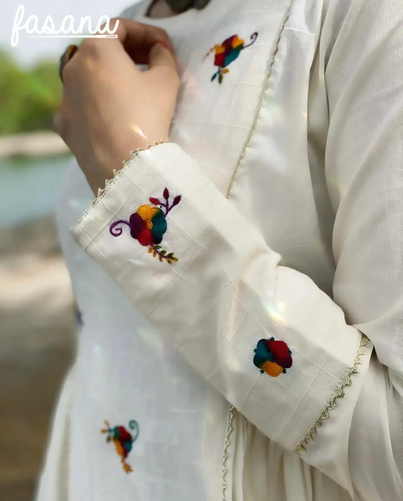 Mor – Dove White Hand-Embroidered Flared Frock